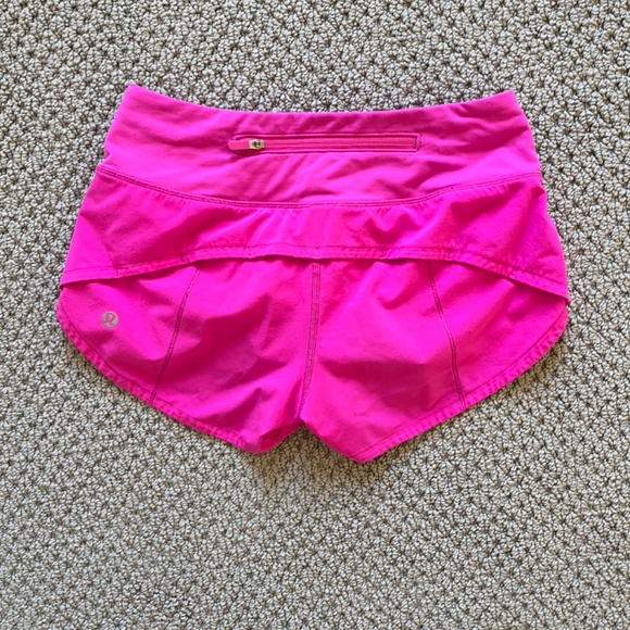 RARE LULULEMON POW PINK SPEED UPS 2.5 INCH - Picture 3 of 3